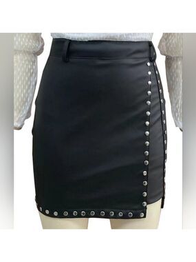 NWT Sleek Black Studded Mini Skirt Size XL